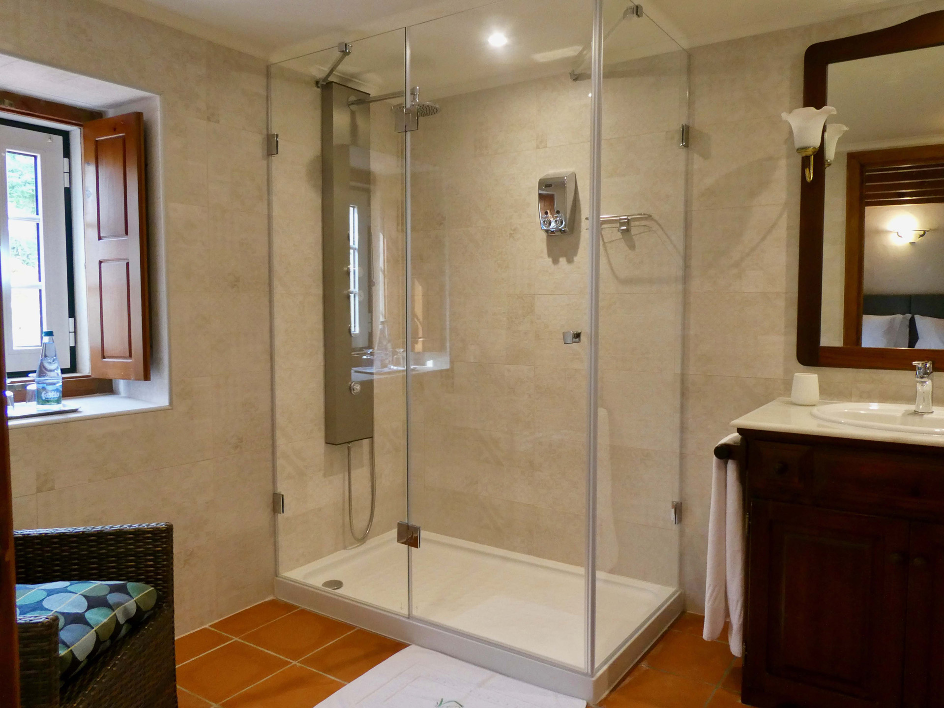 Vintage Room Blue Bath Vintage Room Blue Bath