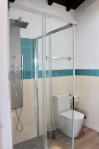 Modern Room Blue bath